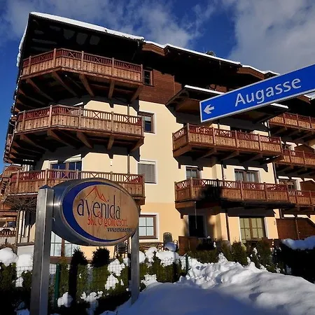 Avenida & Golf By Alpin Apartament